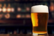 谷城啤酒争高，“新”意比拼